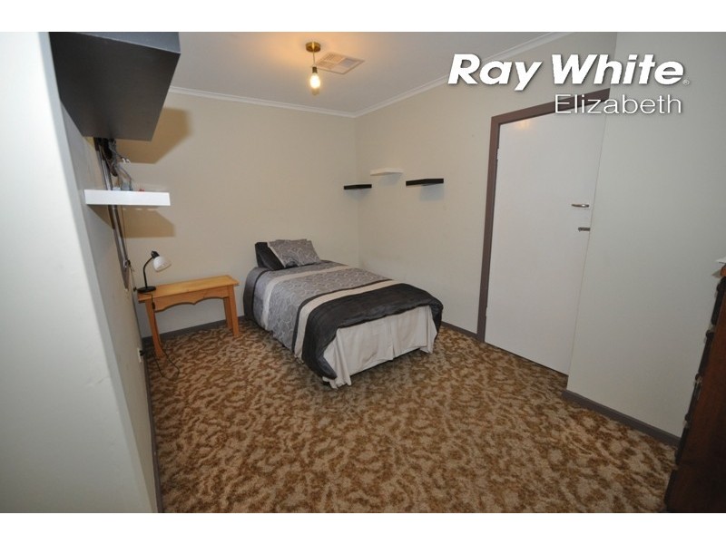24 Crittenden Road, Smithfield Plains SA 5114