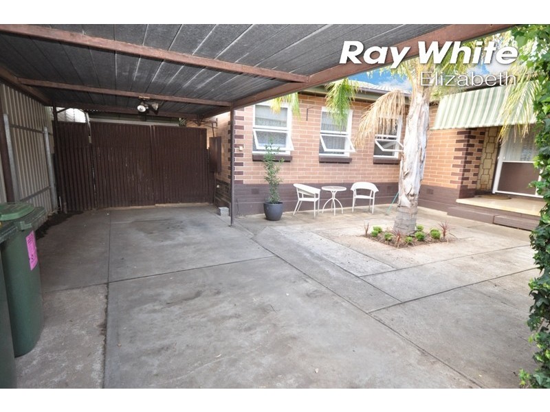 24 Crittenden Road, Smithfield Plains SA 5114