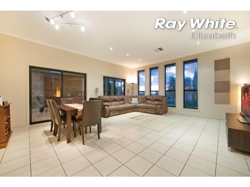 113 Highfield Dr, Hillbank SA 5112