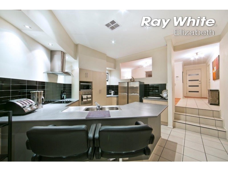 113 Highfield Dr, Hillbank SA 5112