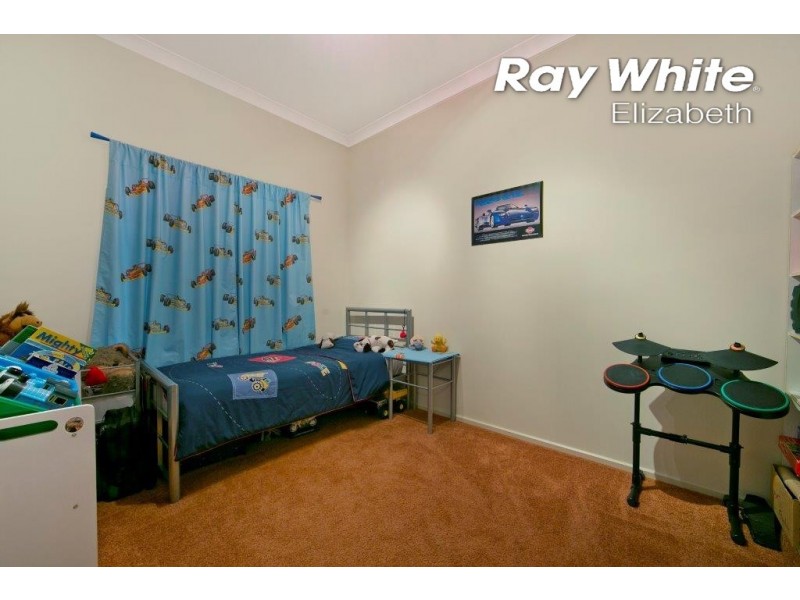 113 Highfield Dr, Hillbank SA 5112