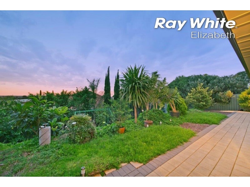 113 Highfield Dr, Hillbank SA 5112