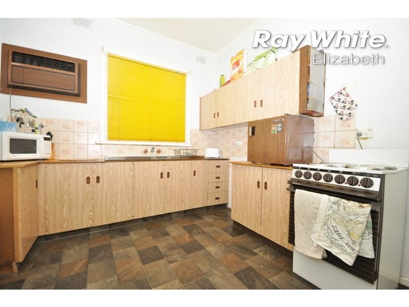 23. Crisp Road., Elizabeth Downs SA 5113