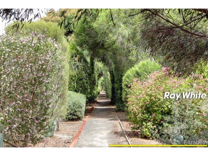 156 Acacia Avenue, Hillier SA 5116