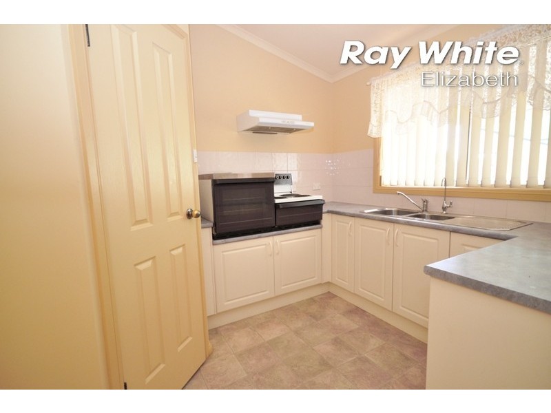 35 Carabeen Crescent, Andrews Farm SA 5114