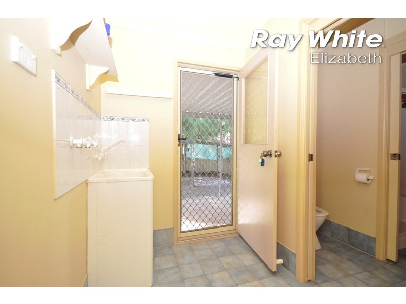 35 Carabeen Crescent, Andrews Farm SA 5114