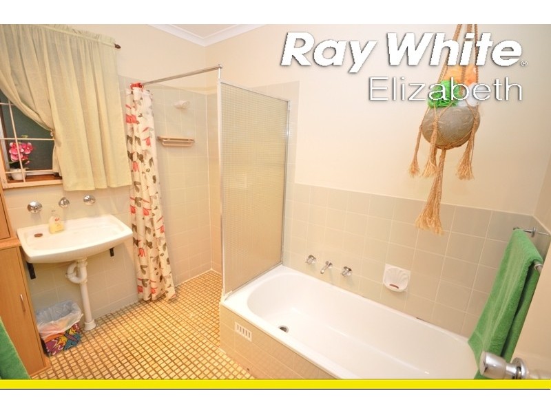 29 Thornton Way, Para Hills SA 5096