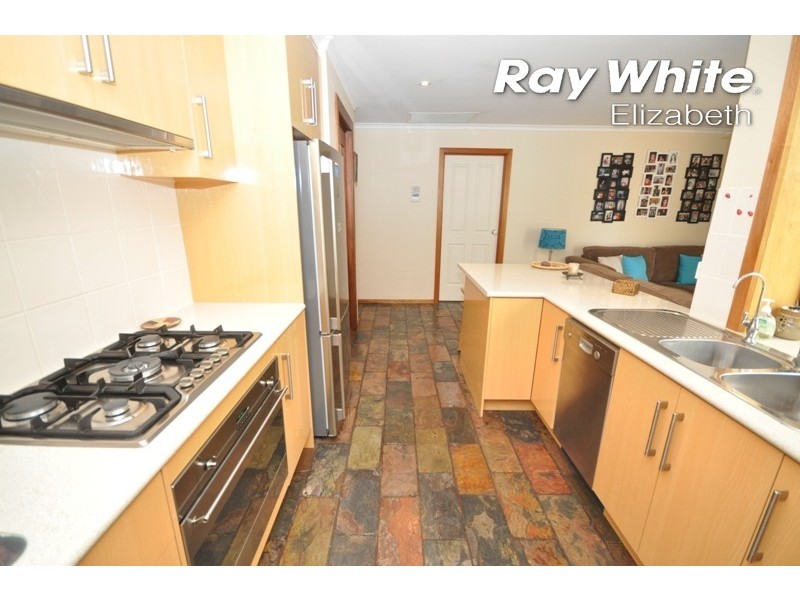 18 Shepley Crescent, Burton SA 5110