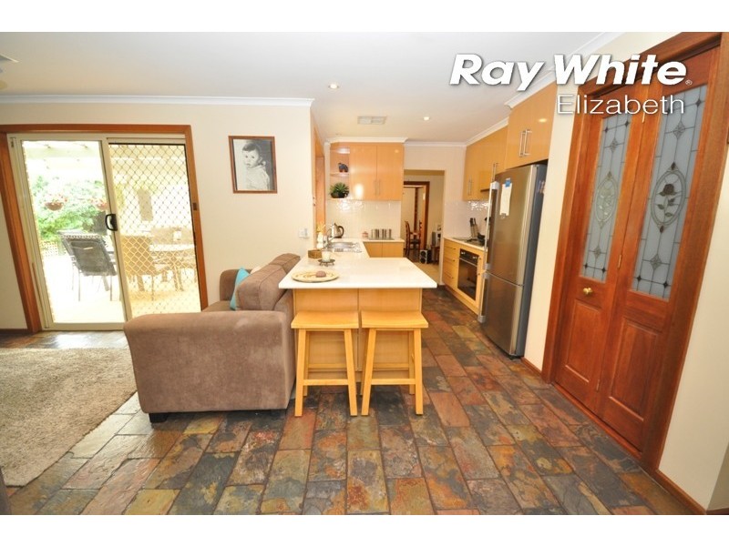 18 Shepley Crescent, Burton SA 5110