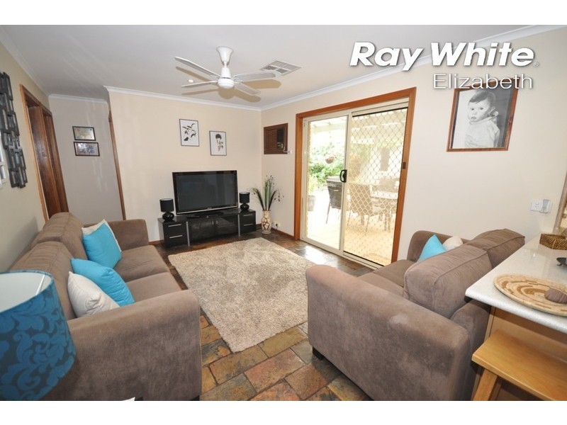 18 Shepley Crescent, Burton SA 5110