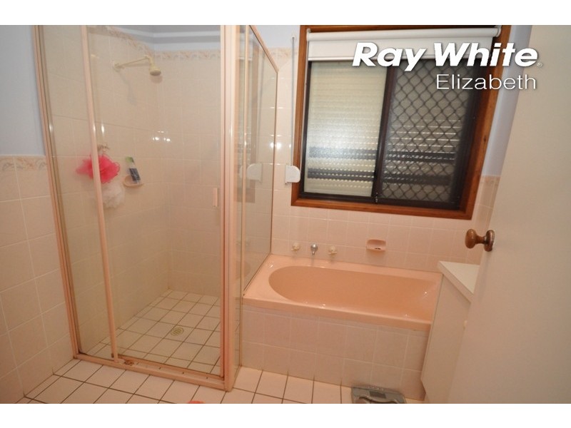 16 Bredford Grove, Andrews Farm SA 5114