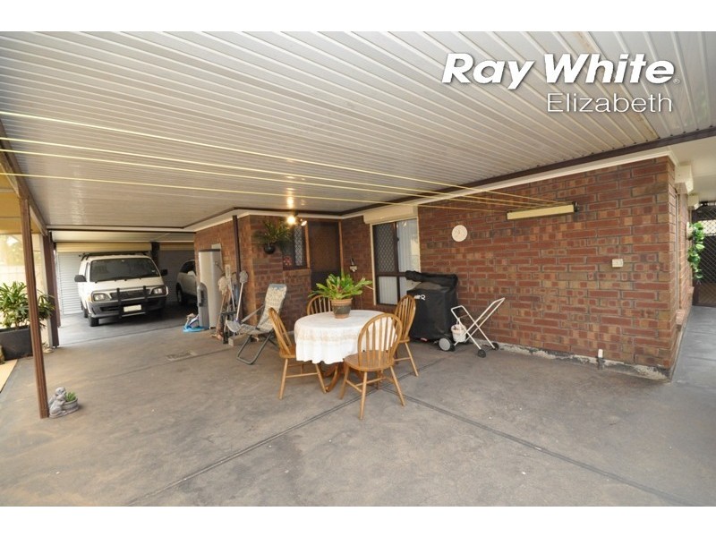 16 Bredford Grove, Andrews Farm SA 5114