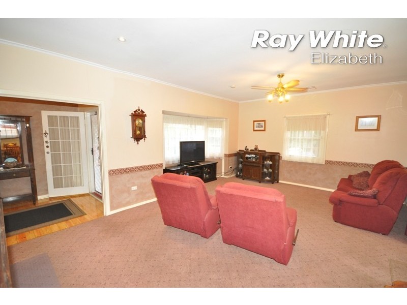 8 Perrott Street, Elizabeth Park SA 5113
