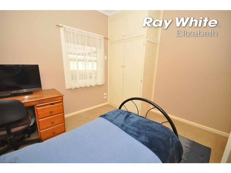 8 Perrott Street, Elizabeth Park SA 5113