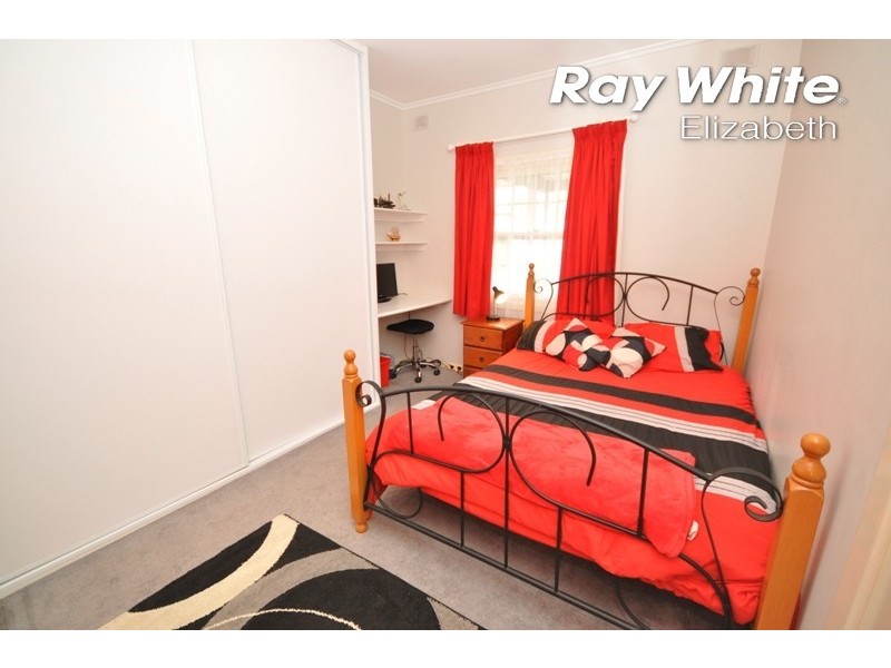 8 Perrott Street, Elizabeth Park SA 5113