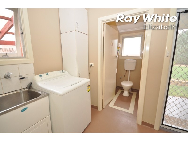 8 Perrott Street, Elizabeth Park SA 5113