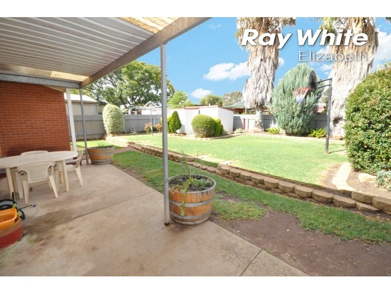 8 Perrott Street, Elizabeth Park SA 5113