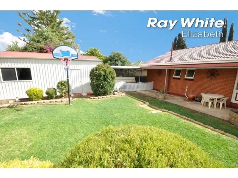 8 Perrott Street, Elizabeth Park SA 5113