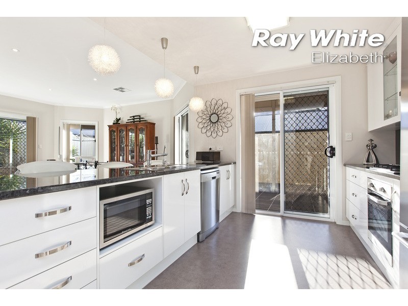 11 Maria Street, Salisbury Downs SA 5108