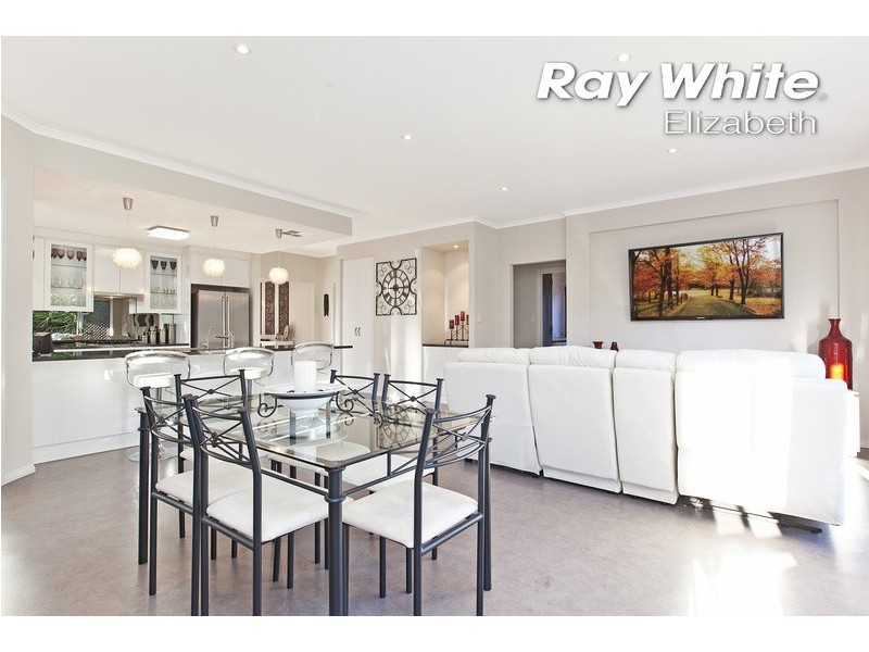 11 Maria Street, Salisbury Downs SA 5108