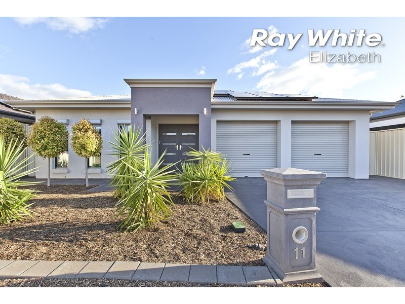 11 Maria Street, Salisbury Downs SA 5108