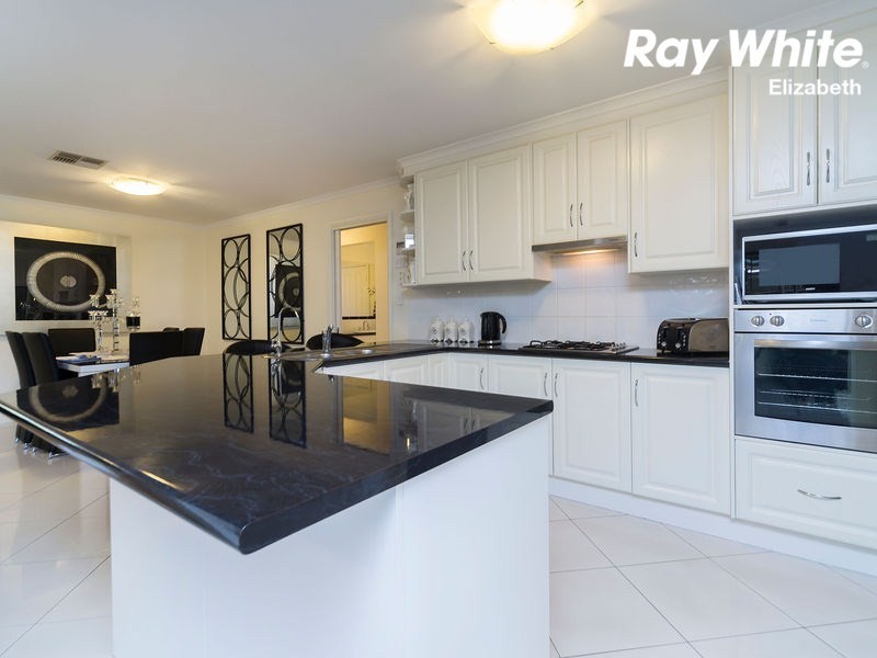 22 Eton Drive, Andrews Farm SA 5114