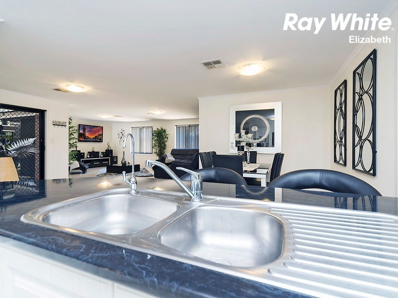 22 Eton Drive, Andrews Farm SA 5114