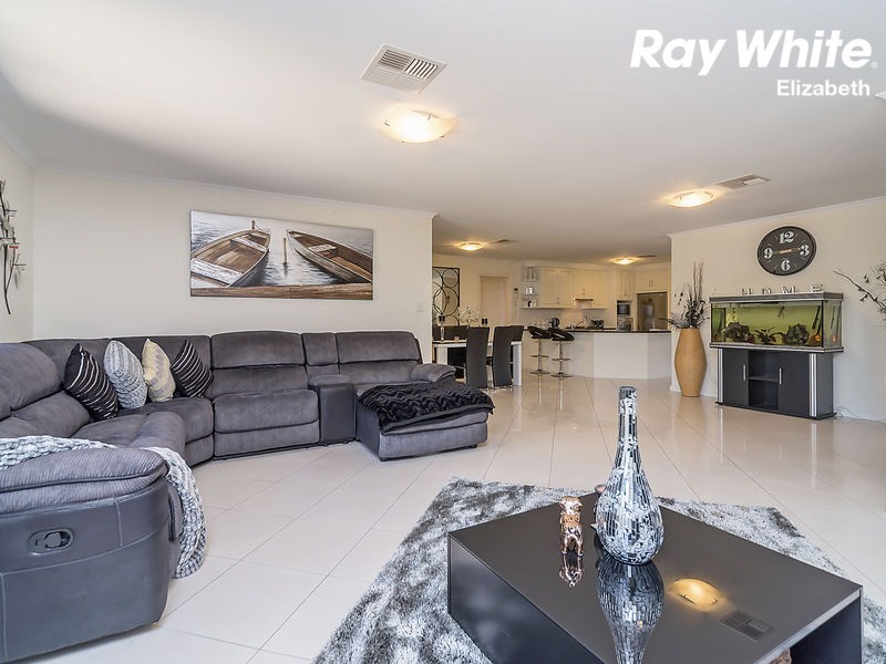 22 Eton Drive, Andrews Farm SA 5114