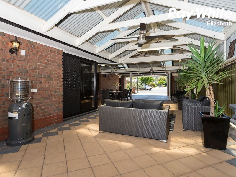 22 Eton Drive, Andrews Farm SA 5114