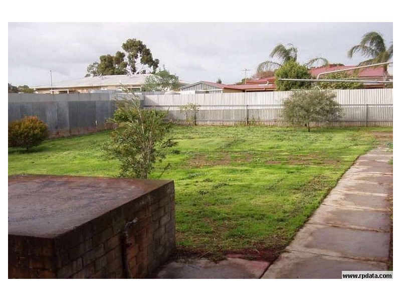 10 Wexcombe St, Elizabeth Vale SA 5112