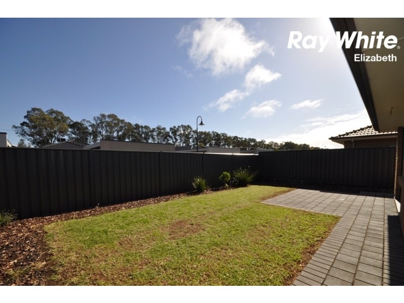4 Dolcetto Street, Andrews Farm SA 5114