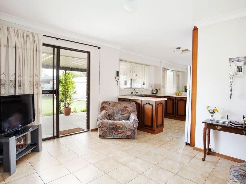 12 Deanna Ave, Paralowie SA 5108