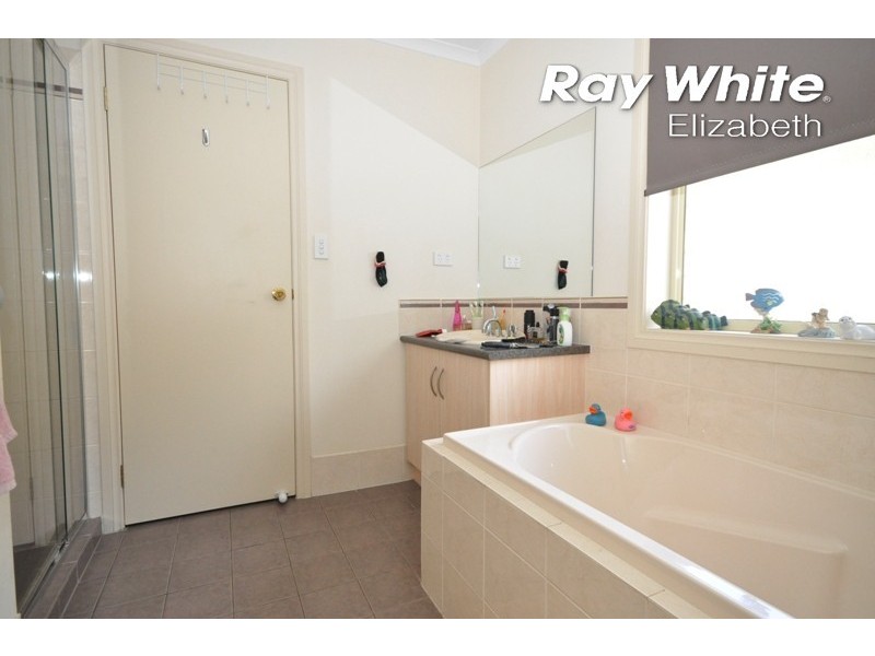 3 Greenlea Court, Munno Para West SA 5115