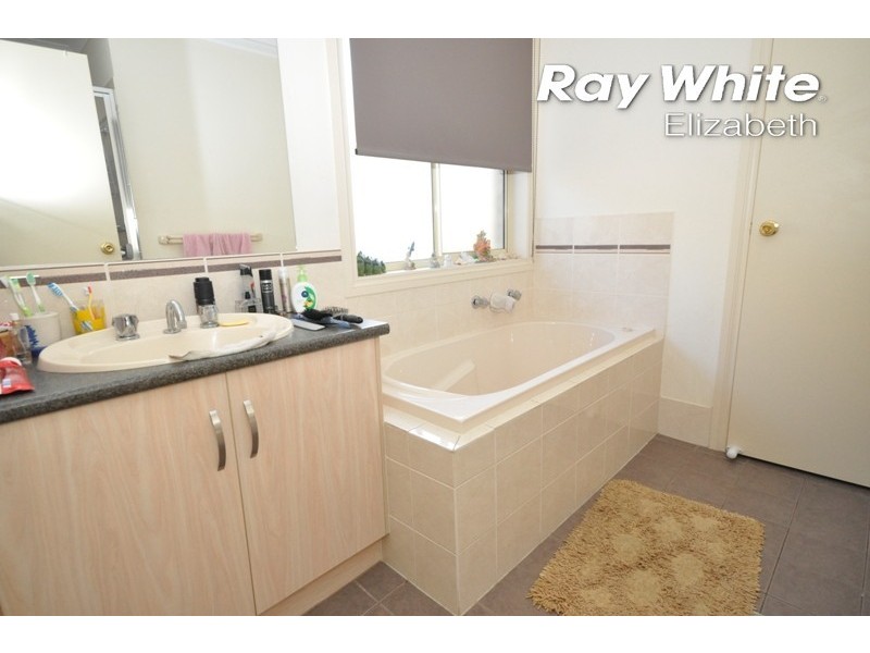 3 Greenlea Court, Munno Para West SA 5115