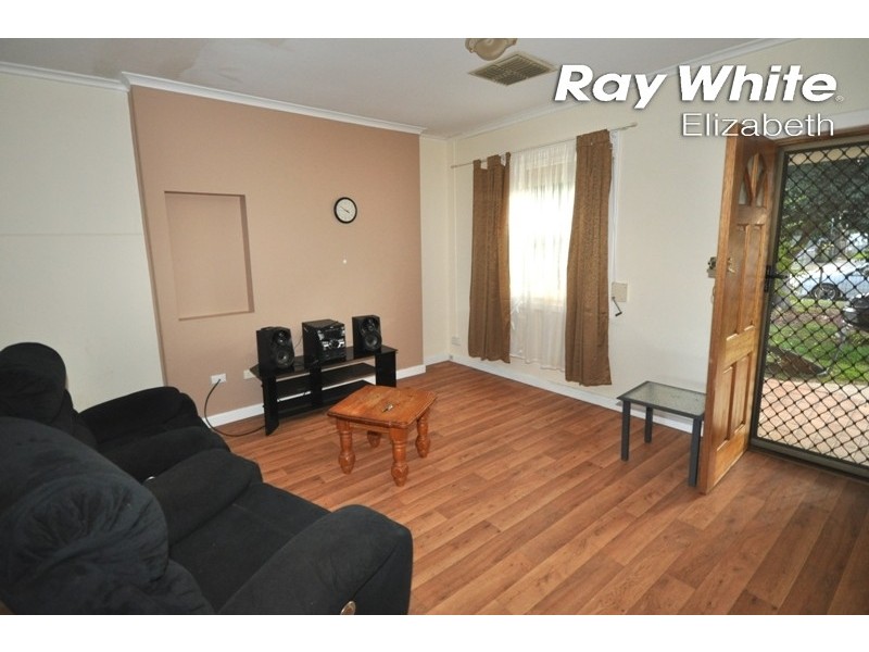 39 Hogarth Road, Elizabeth South SA 5112