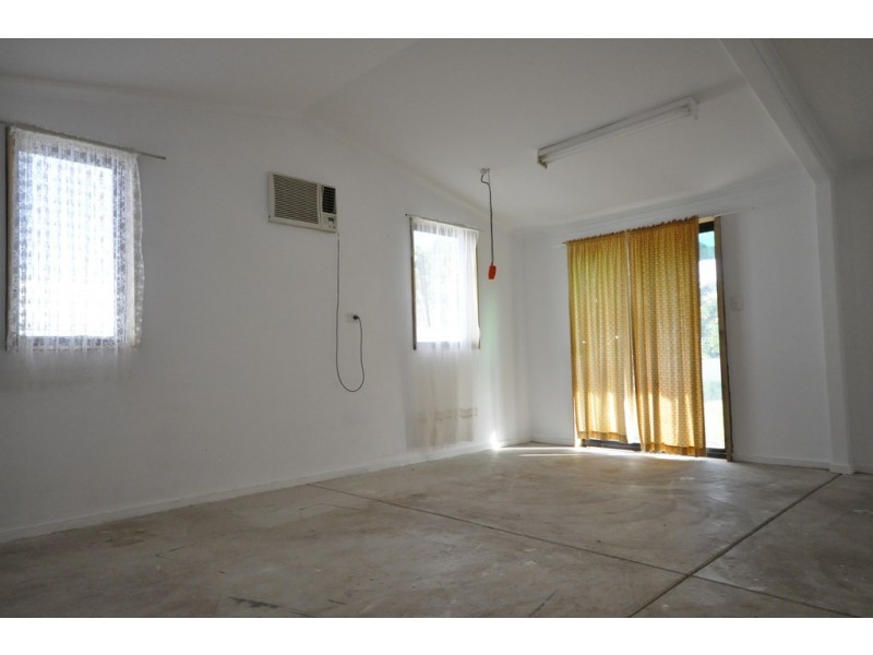 10 Mosterton Road, Elizabeth Park SA 5113