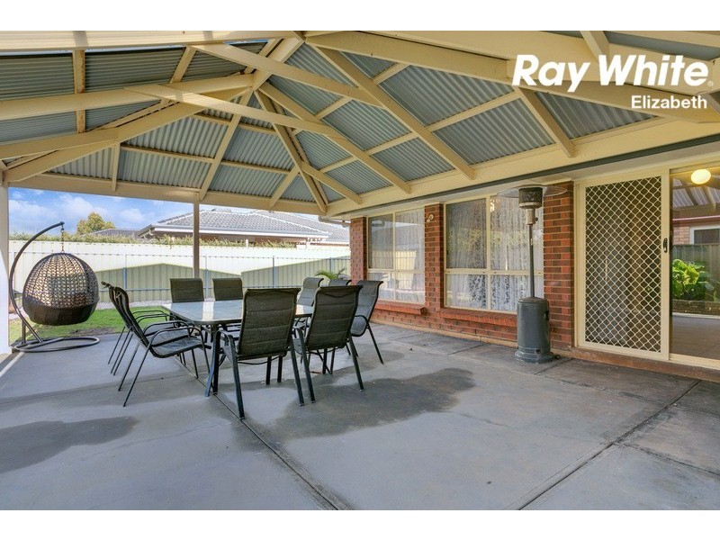 133 President Avenue, Andrews Farm SA 5114