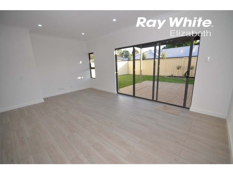 2/20 Daniel Street, Elizabeth Park SA 5113