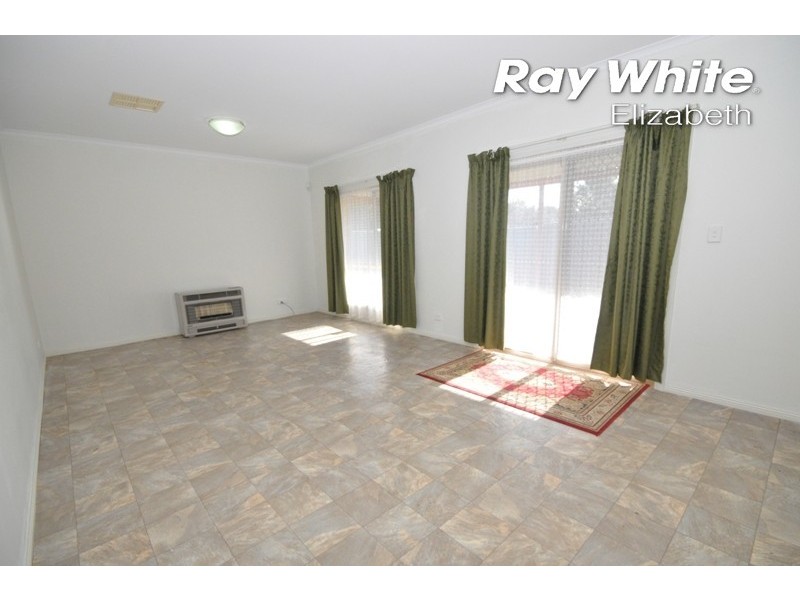 24 Trafalgar Drive, Elizabeth Park SA 5113