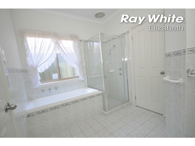 24 Trafalgar Drive, Elizabeth Park SA 5113