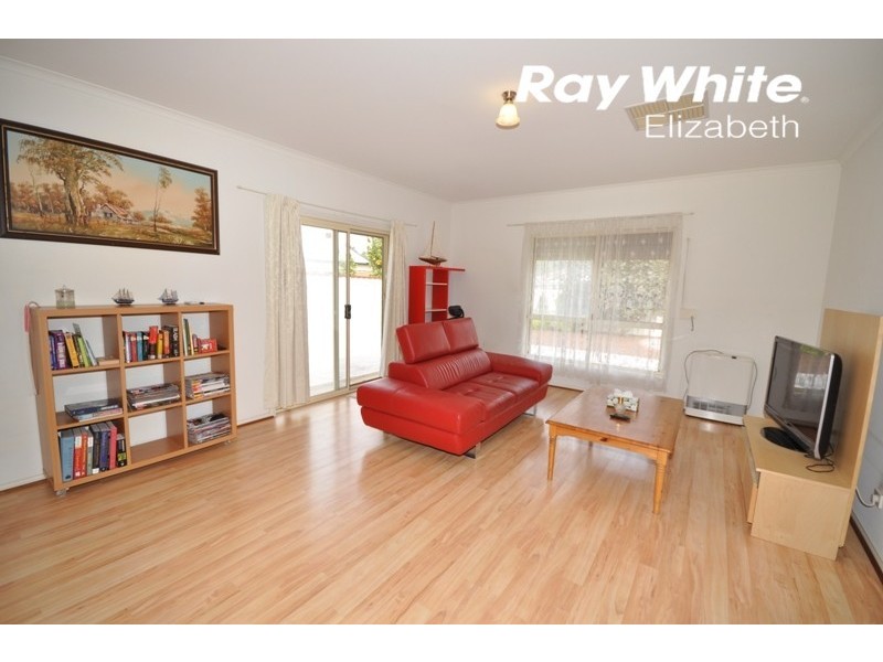 11 Linford Close, Salisbury Downs SA 5108