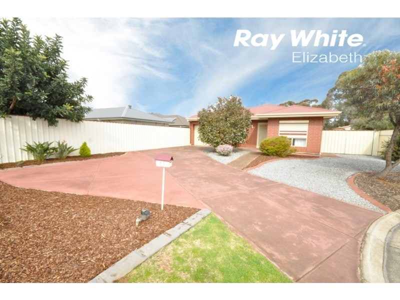 11 Linford Close, Salisbury Downs SA 5108