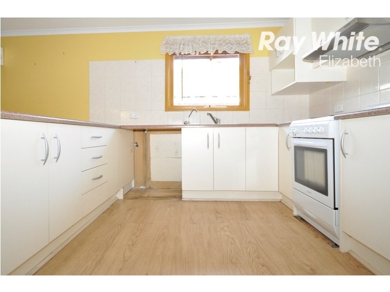 15 Tallara Crescent, Munno Para SA 5115