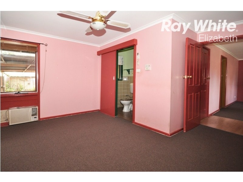 15 Tallara Crescent, Munno Para SA 5115