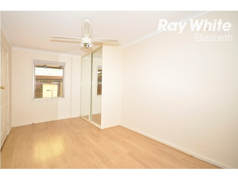 15 Tallara Crescent, Munno Para SA 5115