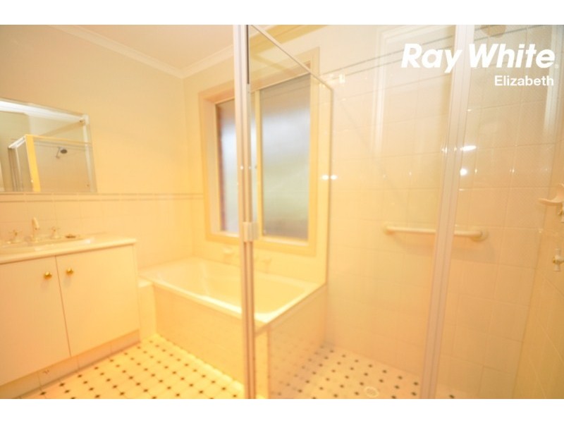 16 Driscoll Court, Greenwith SA 5125