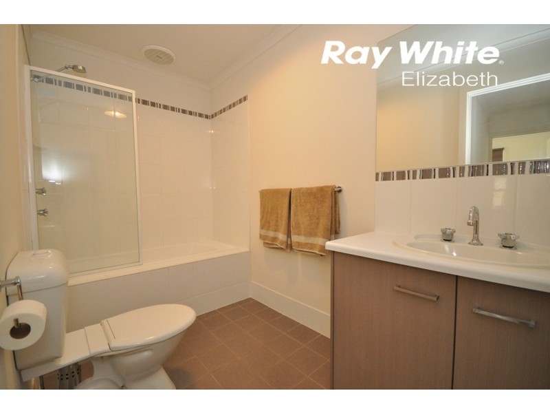 1 Handley Street, Elizabeth Vale SA 5112