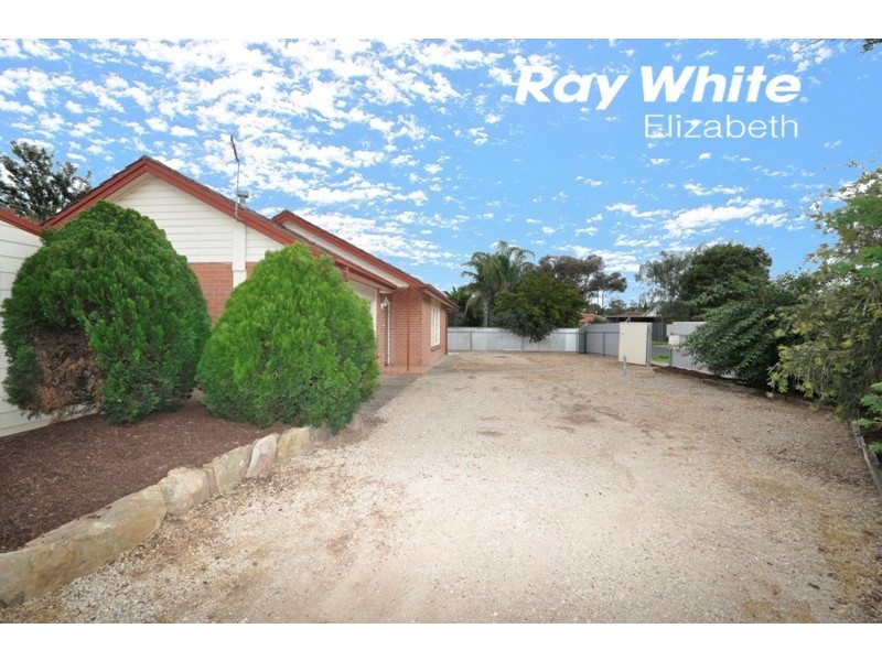 55 St Leonard Crescent, Elizabeth Downs SA 5113