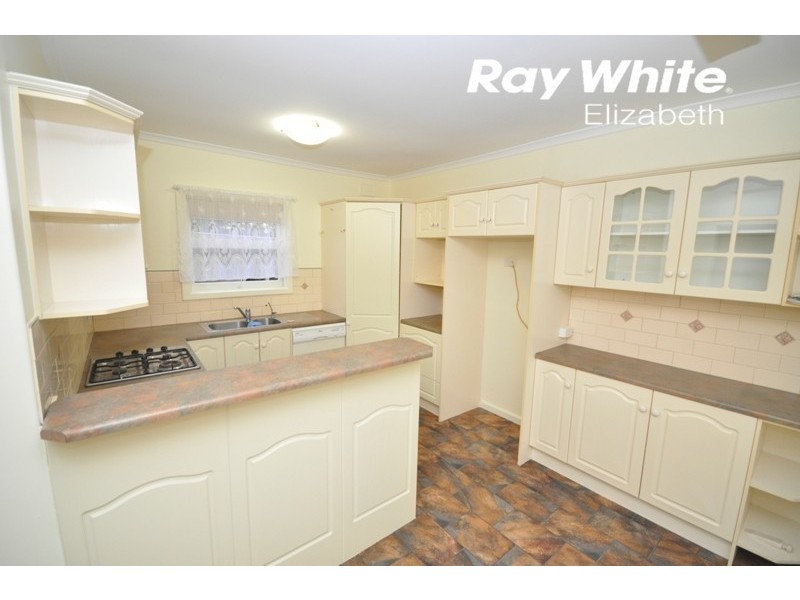 55 St Leonard Crescent, Elizabeth Downs SA 5113