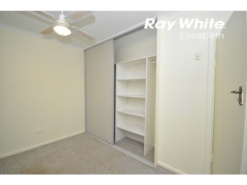 55 St Leonard Crescent, Elizabeth Downs SA 5113